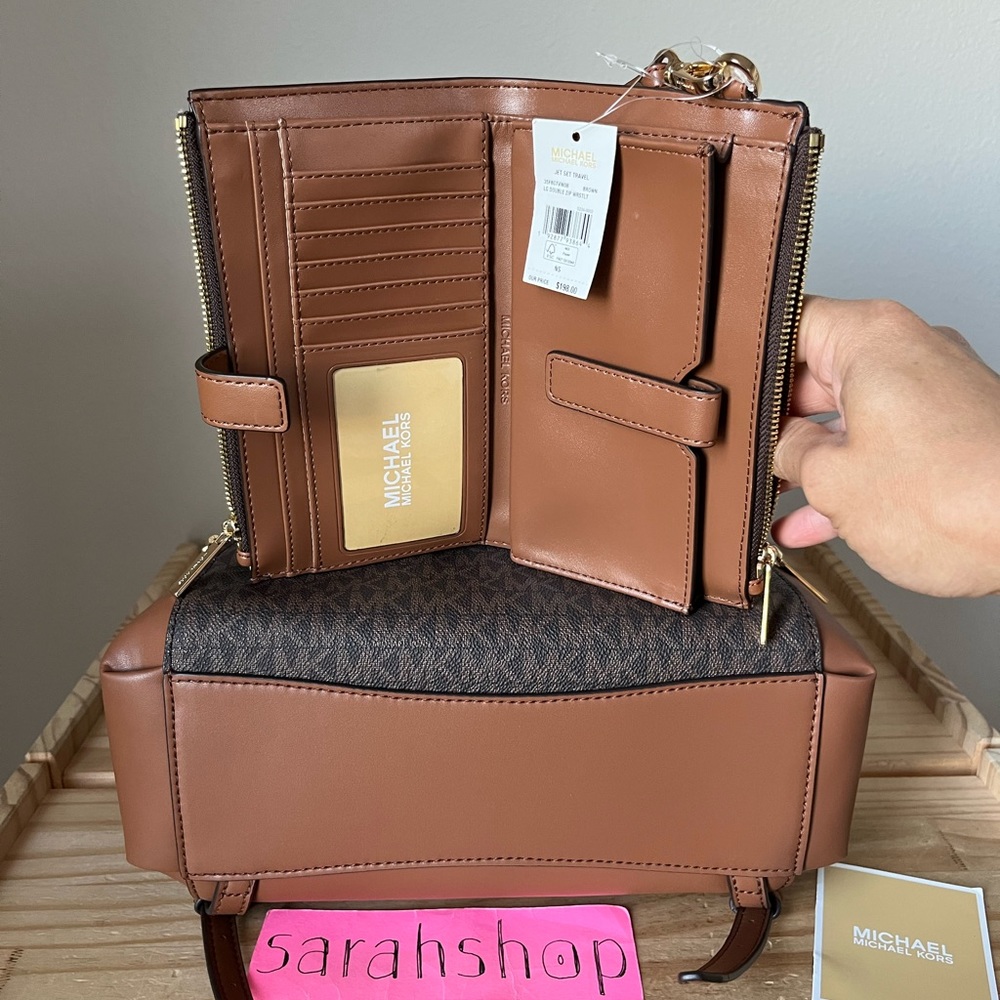 🌼Michael Kors Backpack Set - Picture 6 of 16
